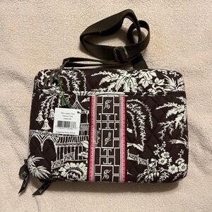 NWT Vera Bradley Imperial Toile Mini Laptop Case Retired Pattern